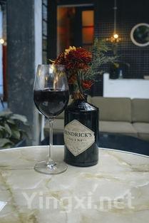 葡萄酒用什么酒,葡萄酒用什么酒杯