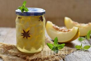 除了冰桶，还有哪些技巧能轻松冰镇葡萄酒？