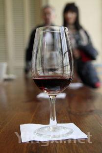 葡萄酒中的花香秘境：品味自然的芬芳