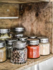 橡木桶种类与葡萄酒风味变化之间的奥秘