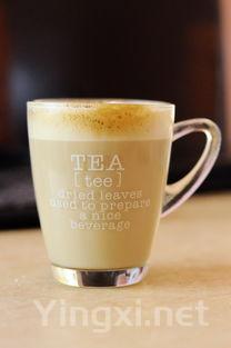 白葡萄酒为何成为夏日餐桌上的清凉之选？