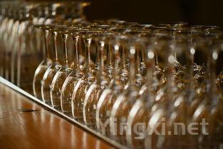 什么原因促使白酒企业有涨价的冲动和空间？