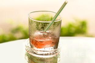 香槟和起泡酒：口感与风味的异同