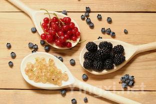 甜葡萄酒热量高，更易致胖吗？