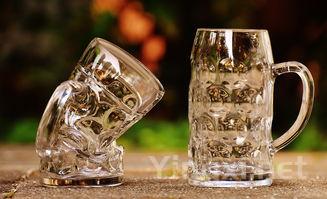 酒杯小奥秘多:如何选杯影响品酒体验