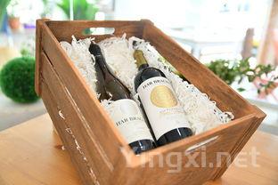 鉴别葡萄酒新鲜度,这些信号告诉你答案!