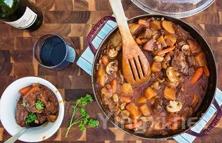 探秘国际歌海娜节：品味葡萄酒与美食的绝妙搭配