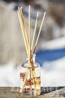 探究起泡酒与雪碧的泡泡本质