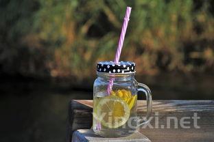 品味甜酒：稻草酒与加强甜酒有何独特魅力？